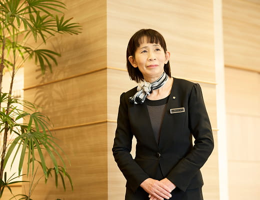 お客様・会葬者様のご案内の様子